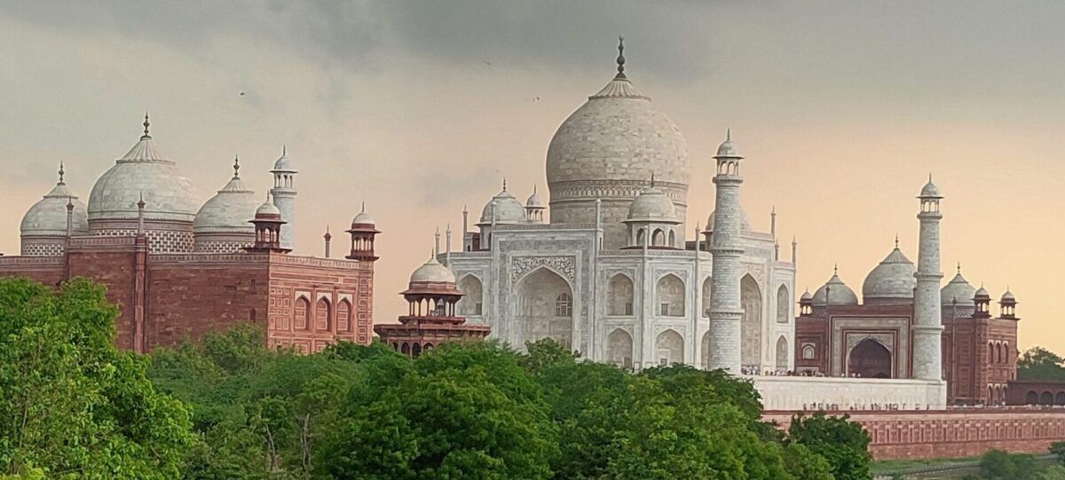 Taj Mahal Tour with Heritage Walk
